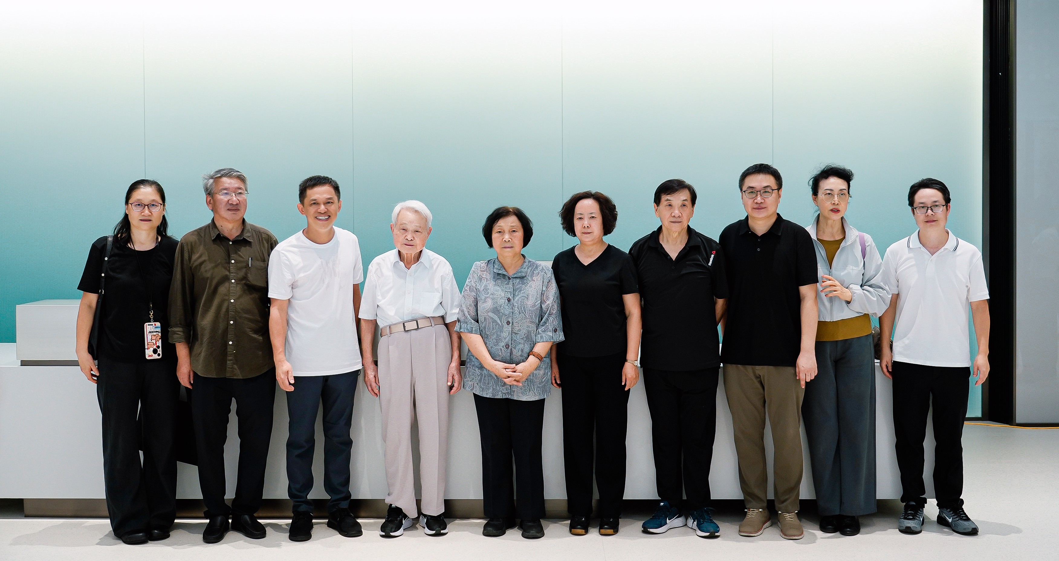 院士天團親臨點贊！鑫圖光電的“硬核科技”引領中國光學未來